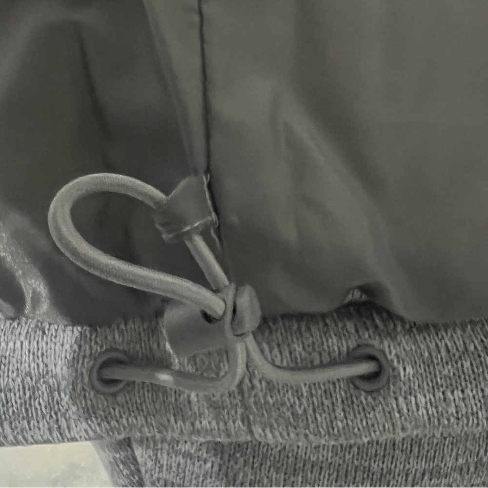 GAP Women's Light Gray Puffer Coat - Picture 7 of 10